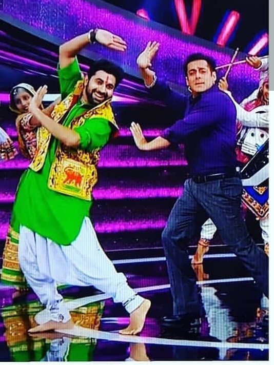 Performance with Salman Khan